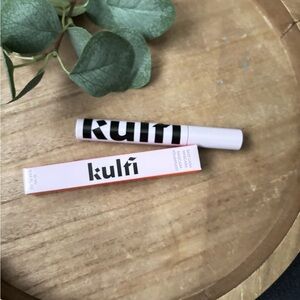 Kulfi Badi Lash Mascara in Black